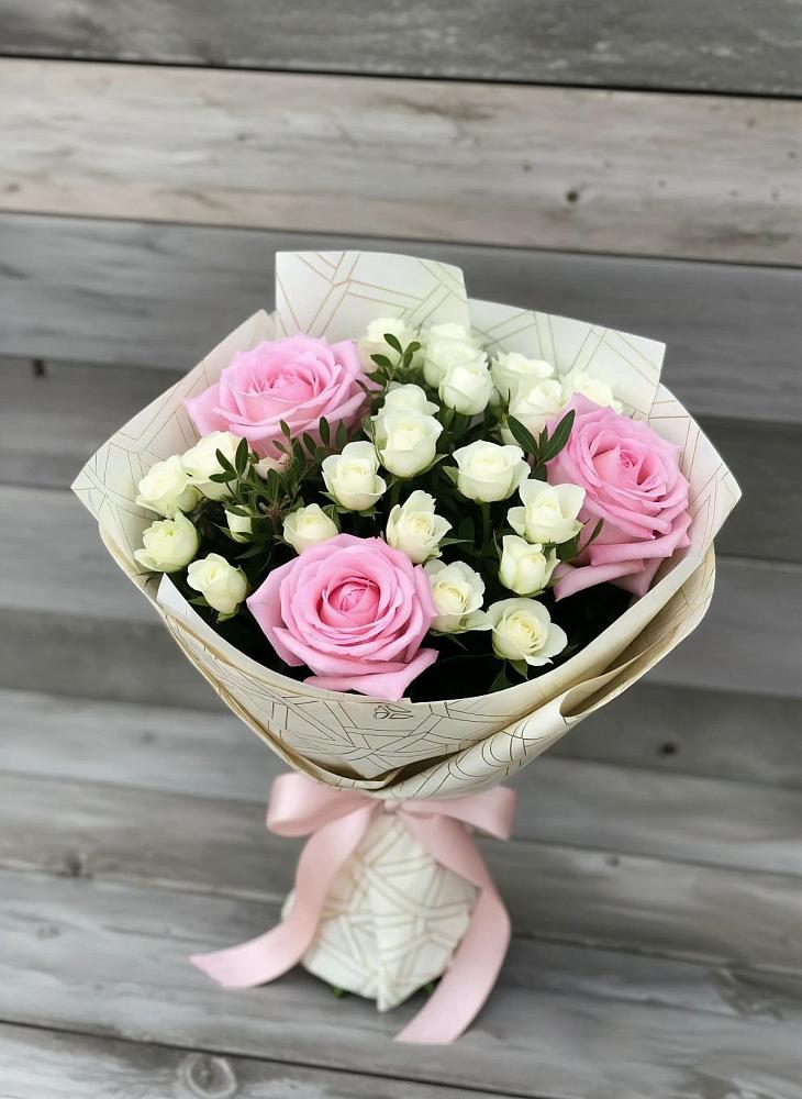Букет цветов из: Розы в Выльгорте
