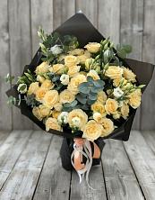 Букет цветов из:  Розы и Лизиантусы в Выльгорте