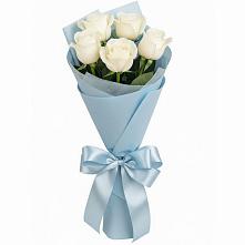 Букет 5 Белых роз Проуд в Выльгорте