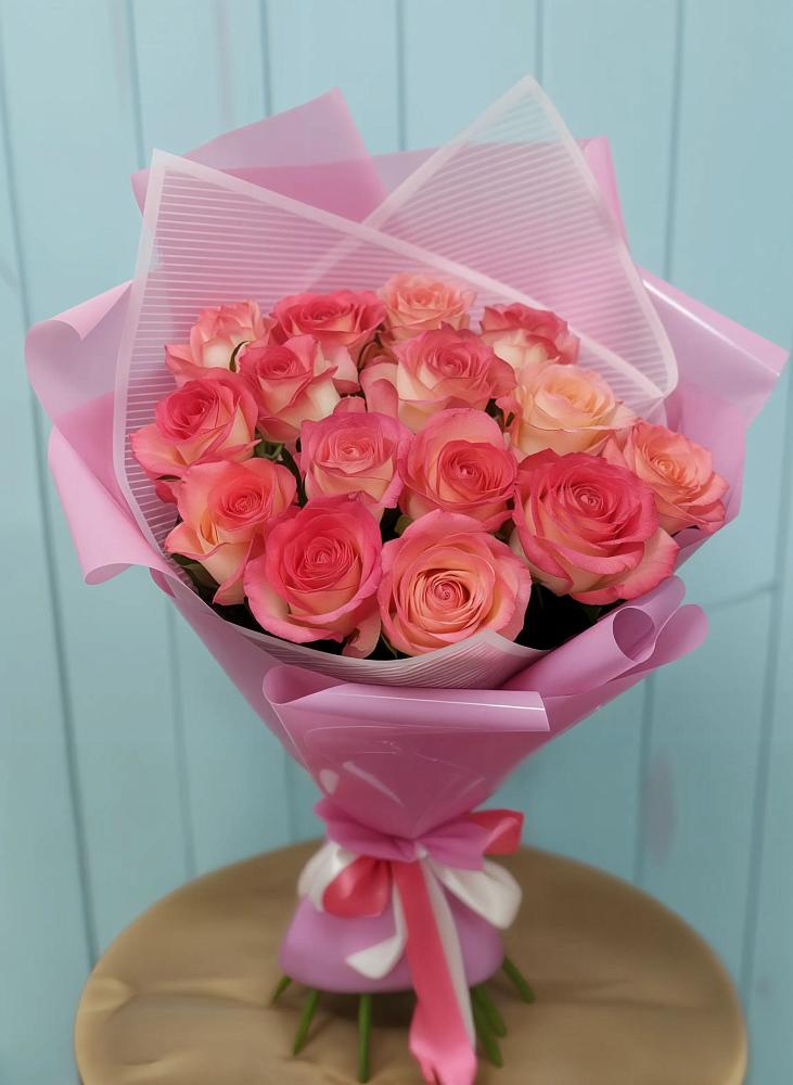 Букет 15 Розовых роз Равель в Выльгорте