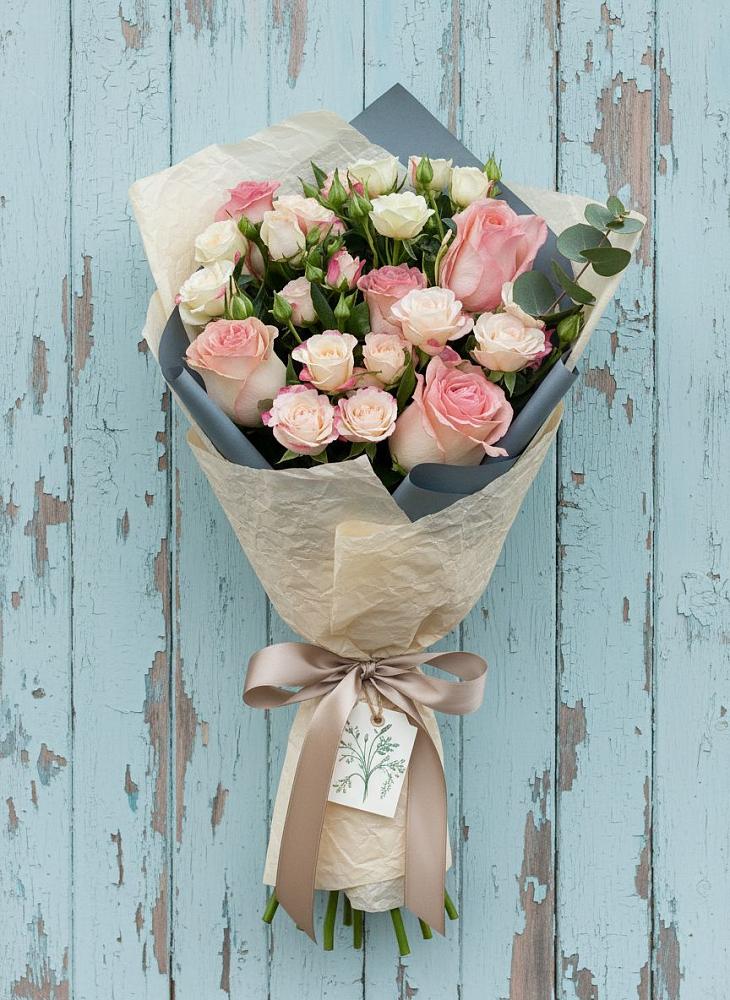 Букет цветов из: Розы в Выльгорте