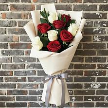 Букет цветов из:  Розы в Выльгорте