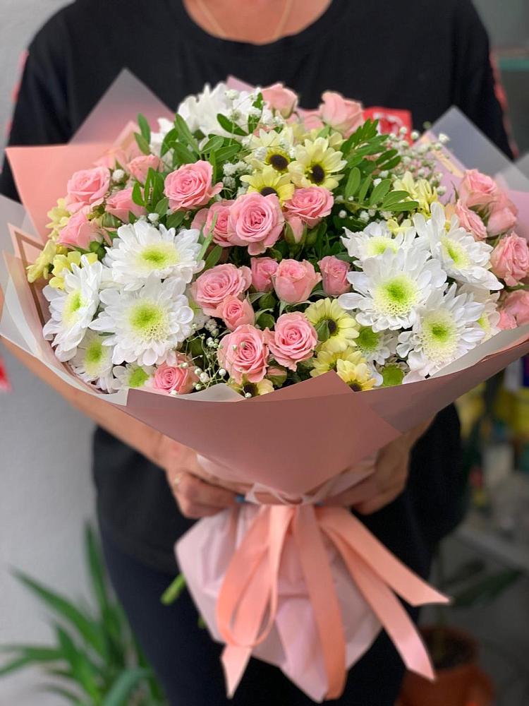 Букет цветов из: Розы и Хризантемы в Выльгорте