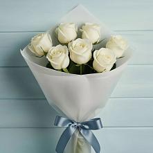 Букет 7 Белых роз Эдлесс Лав в Выльгорте