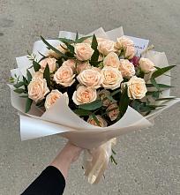 Букет Кремовые розы Латте в Выльгорте