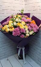 Букет цветов из:  Хризантемы и Розы в Выльгорте