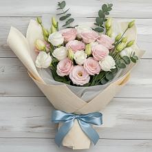 Букет цветов из:  Лизиантусы в Выльгорте