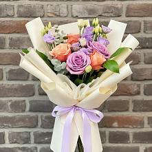 Букет цветов из:  Лизиантусы и Розы #REPLACE_PRED# Выльгорте