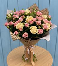 Букет цветов из:  Розы в Выльгорте