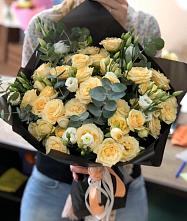 Букет цветов из:  Розы и Лизиантусы #REPLACE_PRED# Выльгорте