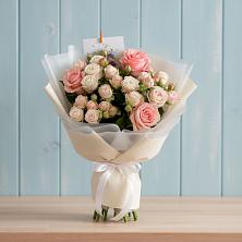 Букет цветов из:  Розы в Выльгорте