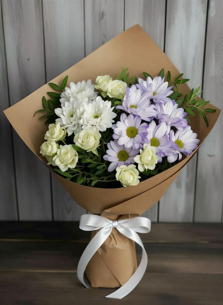 Букет цветов из: Хризантемы и Розы в Выльгорте