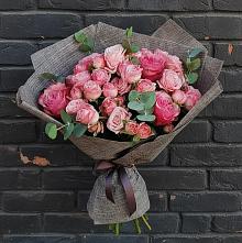 Букет цветов из:  Розы в Выльгорте