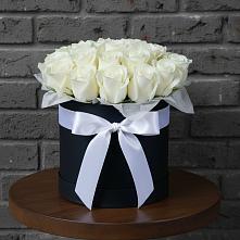 Цветочная композиция из Розы в шляпной коробке #REPLACE_PRED# Выльгорте